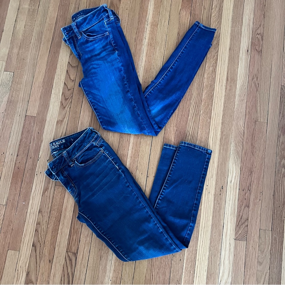 Lot of 2 American Eagle jeans size 2